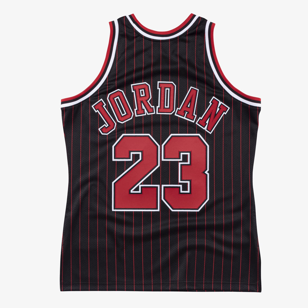 Chicago Bulls Mitchell & Ness Authentic Jersey Michael Jordan 1987-88